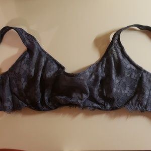 VS Pink bra
